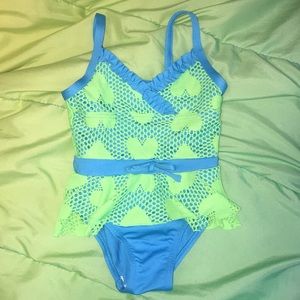 Cute bathing suit skirt like bottom 2T like new